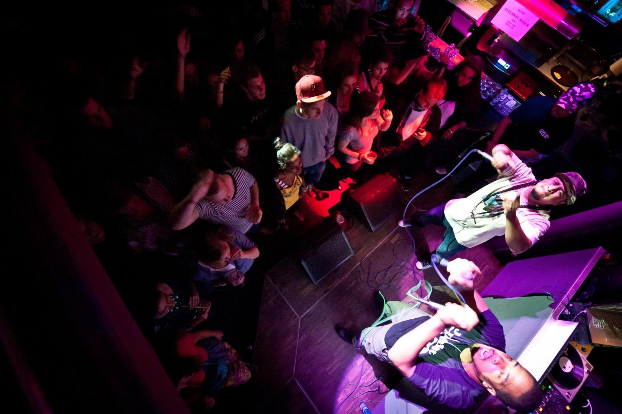 Hotel Albani Bar Of Music วินเทอร์ทัวร์ ภายนอก รูปภาพ